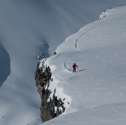 Yannick on the edge ©Sam Van Brempt