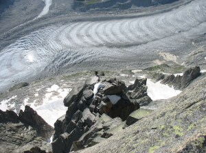 a long way down zicht op de mer de glace