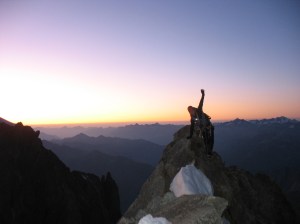 evenlicht Marijke balancerend in het ochtendlicht
