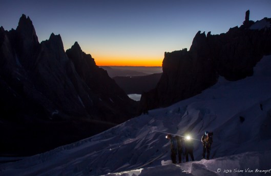 Navigating trough crevasses on our way to Col Standhardt