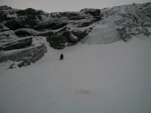 De aproche naar Wenche Foss met Nelson