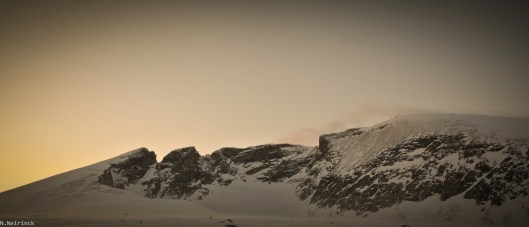 Snøhetta - v.r.n.l. Stortoppen, Midtoppen, Hetpiggen, Vesttoppen