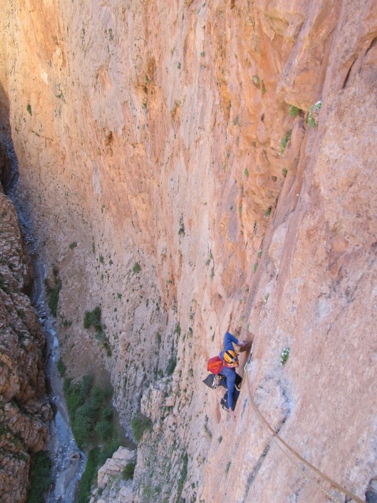 Tim DC in één van de eerste lengtes van Les Rivières Pourpes