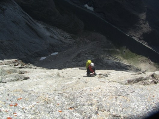 Lander jugging up to stay ahead of the sun ©Sanne