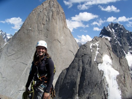 An with P4810 and Usen in the background ©Sanne