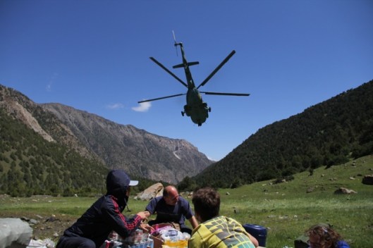 Holding on to our equipment, while the machine flies away ©Sanne