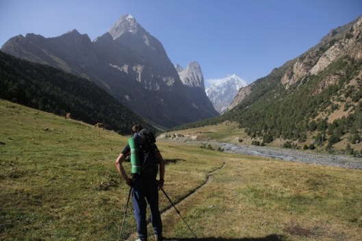 Trekking towards paradise ©Sanne