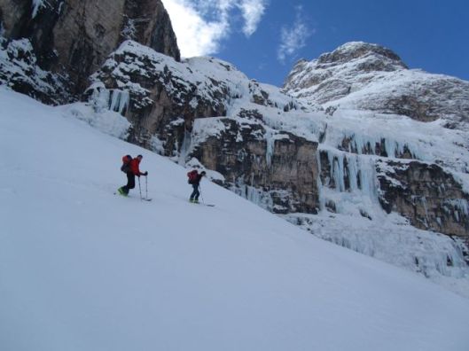 Reaching the Travenanzes ice-falls after two hours approaching ©Sanne