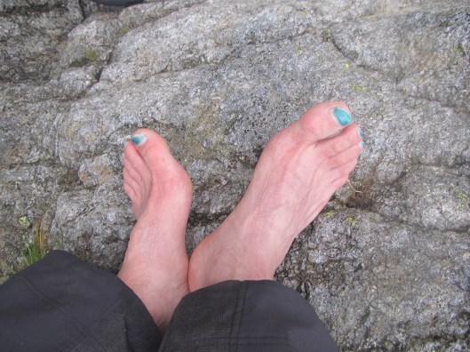 une fille?.... neen ! Etienne die zijn nagels gelakt heeft. Speciaal die fransmannen