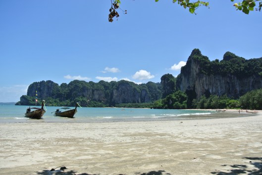 Tonsai wall vanaf Pranang beach