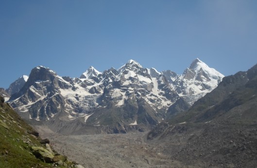 First clear view of our climbing area ©Kristof