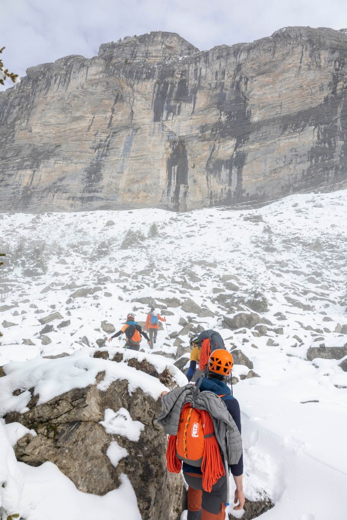 Dag 1 Aprouch Hintisberg in de sneeuw
